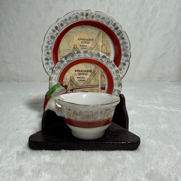 Vintage Souvenir Tea Set W/ Stand Ambassador Bridge Windsor Canada Cup & Saucer - Picture 3 of 6